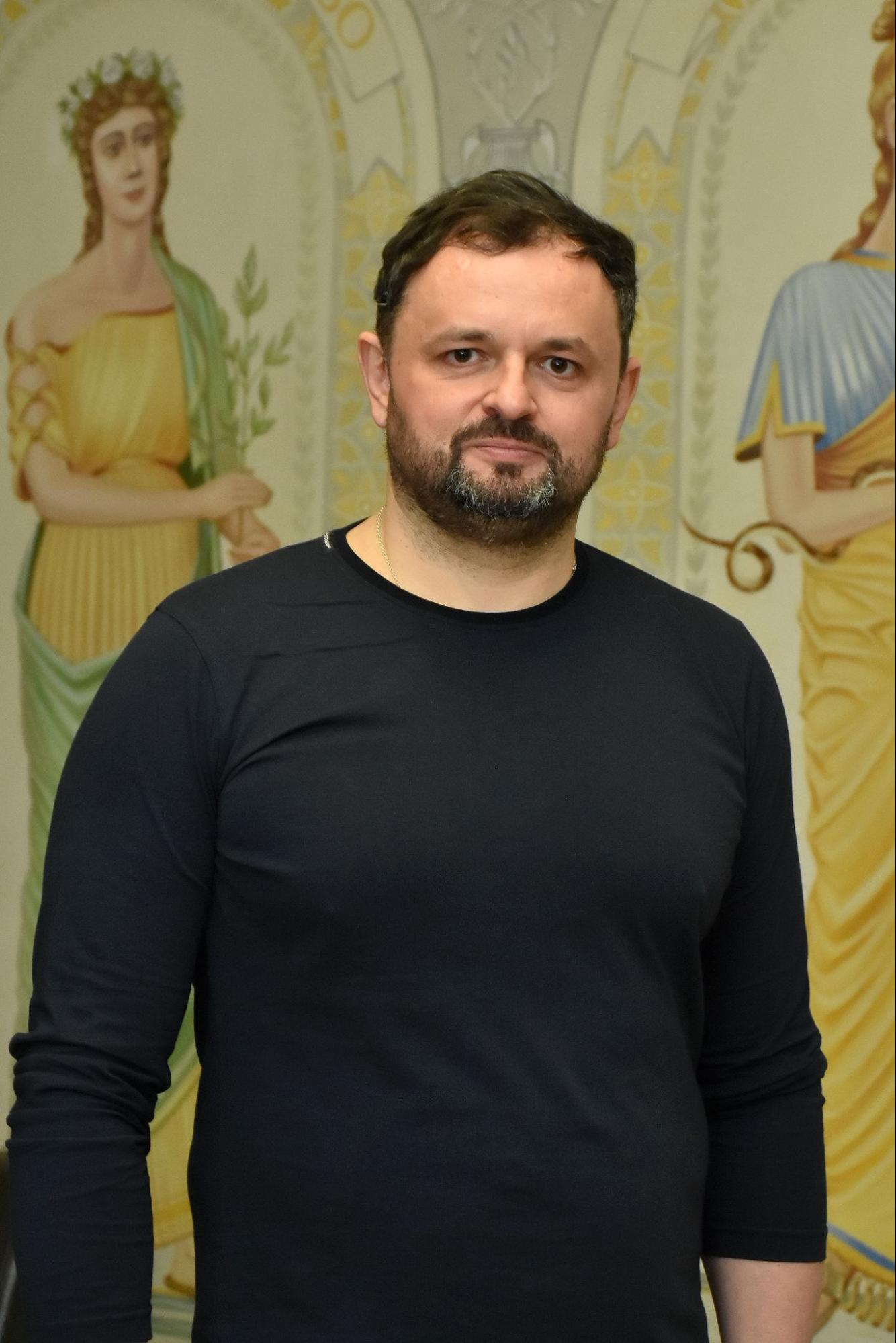 Ростислав Валіхновський